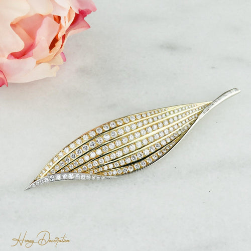 Pendentif Brosche feuille en or jaune 18 carats et diamants 7,50 ct 58 Facettes 1702