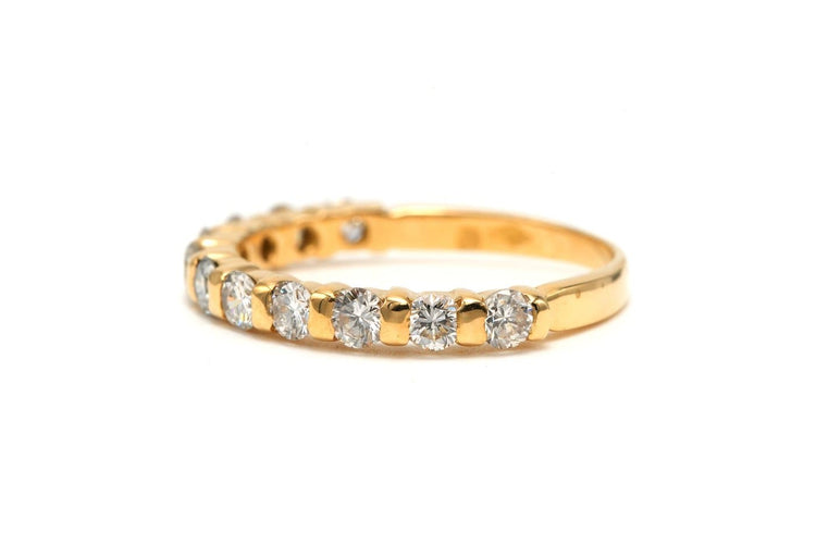 Bague 54 Alliance demi-américaine contemporaine en or jaune 18 carats et diamants taille brillant 58 Facettes 22695
