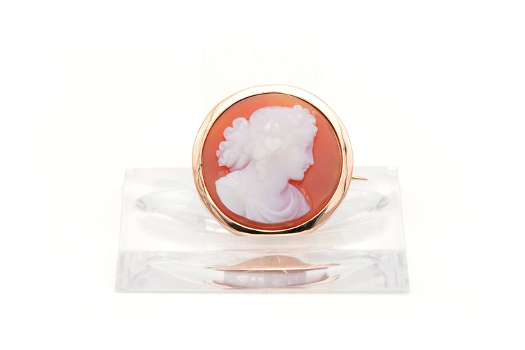 Broche Broche Napoléon III en or jaune 18 carats sertie d’un camée en agate 58 Facettes B681