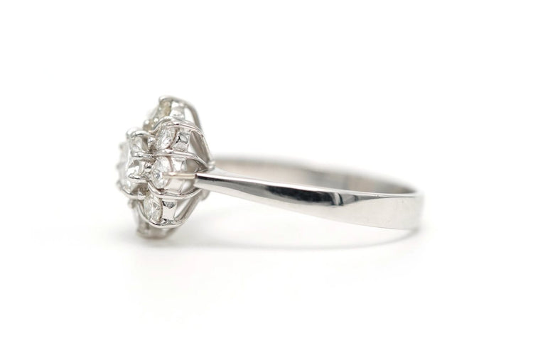 Bague 51 Bague contemporaine en or blanc 18 carats sertie de diamants taille brillant (0,88 ct) 58 Facettes 21715