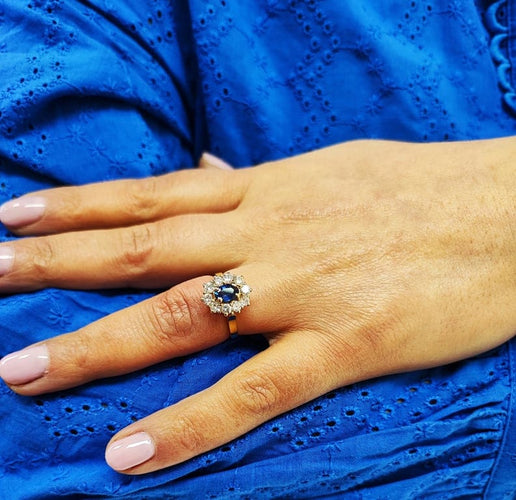 Bague 53.5 Bague marguerite entourage en or jaune 18K saphir et diamants 58 Facettes Bag.entour.S.-FA.4