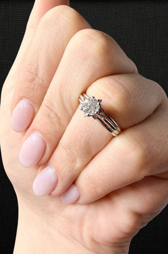 Bague 54 Solitaires - Bague solitaire en or blanc et diamant 0,67 ct 58 Facettes
