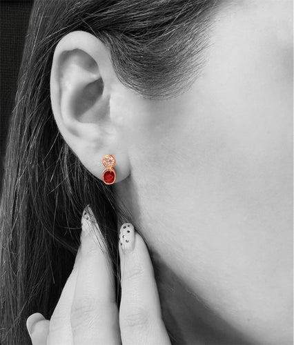 Boucles d'oreilles Boucles d’oreilles - Puces en or jaune 18K, diamants et rubis 58 Facettes