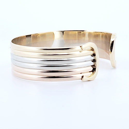 Bracelet Cartier - Bracelet jonc ouvert Double C en or jaune 18 carats 58 Facettes 73524
