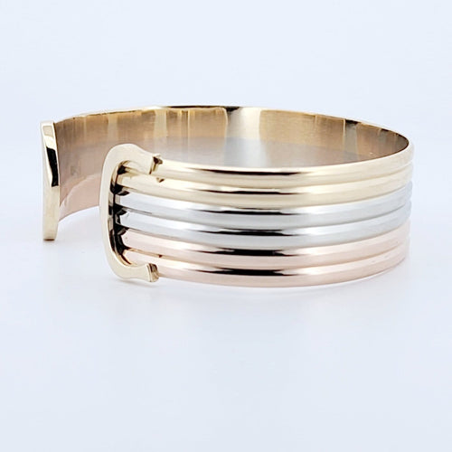 Bracelet Cartier - Bracelet jonc ouvert Double C en or jaune 18 carats 58 Facettes 73524