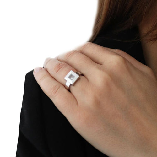 Bague 54 Chopard Happy Diamonds - Bague en or blanc 18 carats et diamant 58 Facettes LO014797