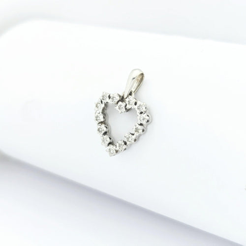 Pendentif Pendentif cœur en or blanc 18 carats et diamants 58 Facettes 29793