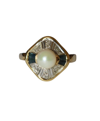 Bague 53 Bague losangique en or jaune 18 carats, saphirs, perle et diamants 58 Facettes 605