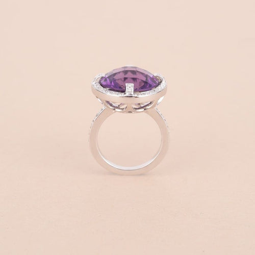 Bague 49 Bague cible en or gris et diamants avec améthyste 58 Facettes 794155