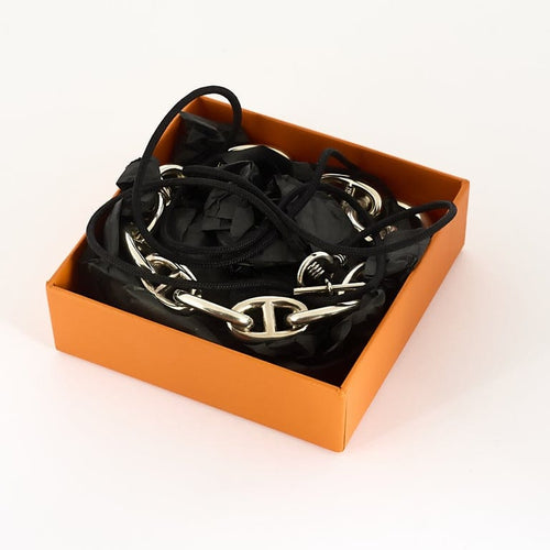 Pendentif Hermès - Chaîne d'ancre - Pendentif rond en argent et cordelière en coton noir 58 Facettes 58FC38