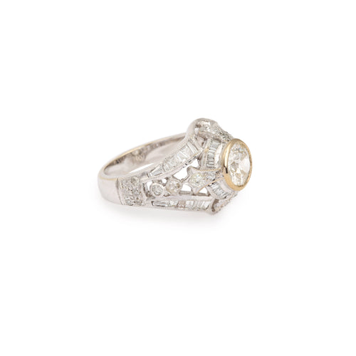 Bague 53 Art Déco - Bague en or gris 18 carats diamants 58 Facettes BD172