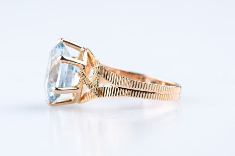 Bague 54 Bague topaze bleue en or blanc 18K 58 Facettes BGTOPOC613-107