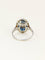 Bague 50 Bague Art déco en or blanc 18 carats, diamants et saphirs calibrés 58 Facettes 1199.8