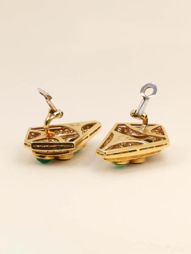 Boucles d'oreilles Parure REPOSSI collier de perles et clips saphirs émeraudes diamants 58 Facettes 1242.1