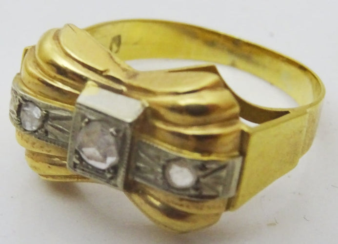 26043755-9797-4f4a-e5ce-605f857a7900