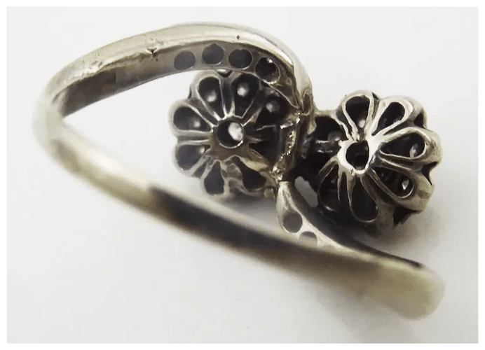 a616f65f-699c-4ea4-116e-c550461f3200