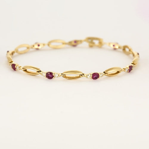 Bracelet Bracelet en or jaune ,rubis et diamants 58 Facettes B260107