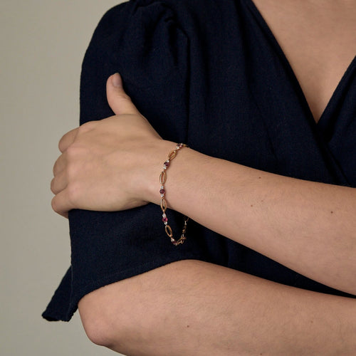 Bracelet Bracelet en or jaune ,rubis et diamants 58 Facettes B260107