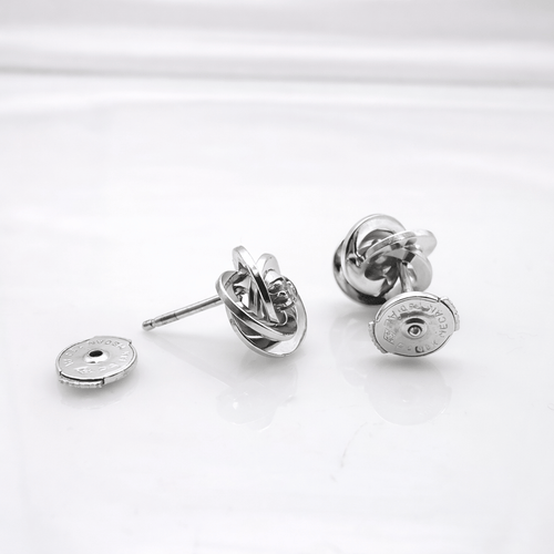 Boucles d'oreilles Boucles d'oreilles en or blanc 18 carats et diamants taille brillant 58 Facettes Boucles d'oreilles or blanc & diamants