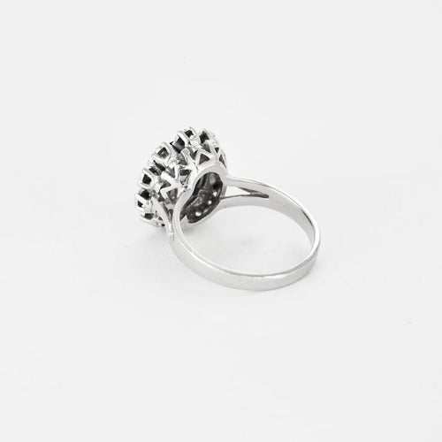 Bague 48 Bague marguerite or blanc, saphir 1,69ct et diamants 58 Facettes GU205