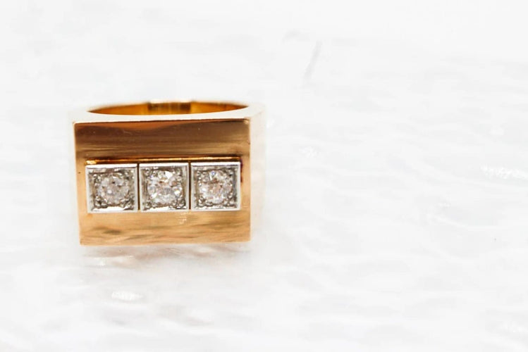 Bague 62 Chevalière - Bague en or 750 et platine avec diamants 58 Facettes 250301