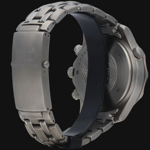 Montre Omega Montre Seamaster Diver 300M Chronograph Titan 58 Facettes MT45603