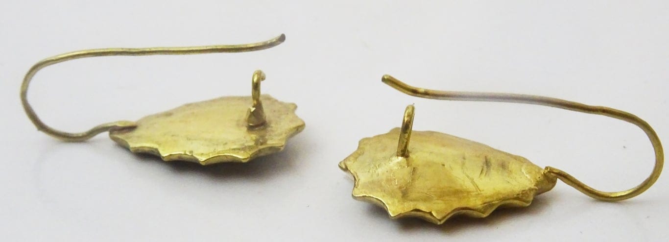 Boucles d'oreilles Boucles d’oreilles vintage en or 14 carats et diamants gris 58 Facettes earrings 11