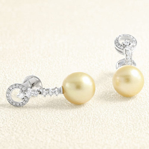 Boucles d'oreilles Boucles d'oreilles pendants perles, Or blanc et Diamants 58 Facettes 661D00003