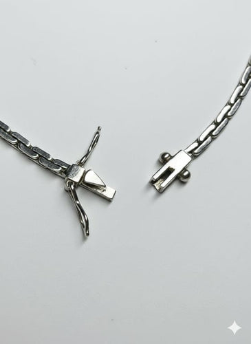 Collier Collier ras-de-cou vintage - Collier en or 18K avec diamants et saphirs 58 Facettes E58