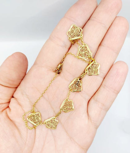 Collier Collier draperie Art nouveau à motifs filigranés en or 18k 58 Facettes A06735