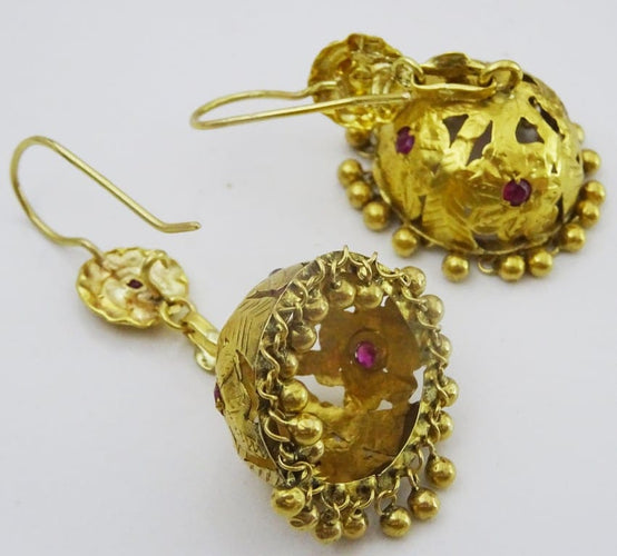 Boucles d'oreilles Boucles d’oreilles anciennes - Or jaune 22 carats et pierres roses 58 Facettes earring 28