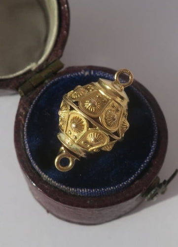 Pendentif Fermoir pendentif ancien sphère cannnetille en or rose 18 carats 58 Facettes Fermoir