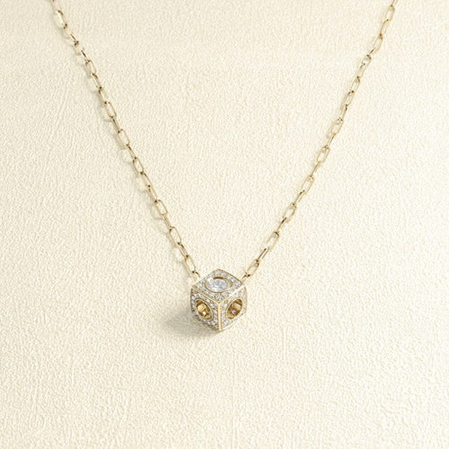 pendentif-dinh-van-le-cube-xl-or-jaune-et-pave-diamants.jpg