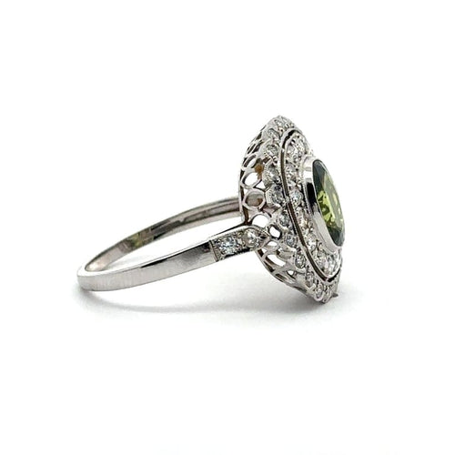 Bague 57 Bague vintage en or blanc 18k avec saphir vert olive et diamants 58 Facettes 50436
