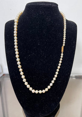 Collier Collier en or 18K et perles de culture, 52 cm 58 Facettes 933