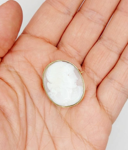 Broche Broche antique - Camée sur coquille en or 18k (circa 1920) 58 Facettes A06769