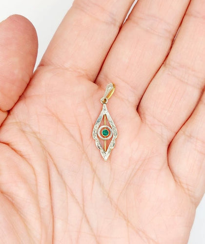 Pendentif Pendentif Art déco en or 18k avec pierre verte (circa 1910) 58 Facettes A06793