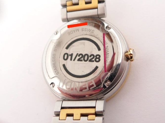 Montre montre FENDI forever fow883 29mm or & acier fullset lady quartz 58 Facettes 273463