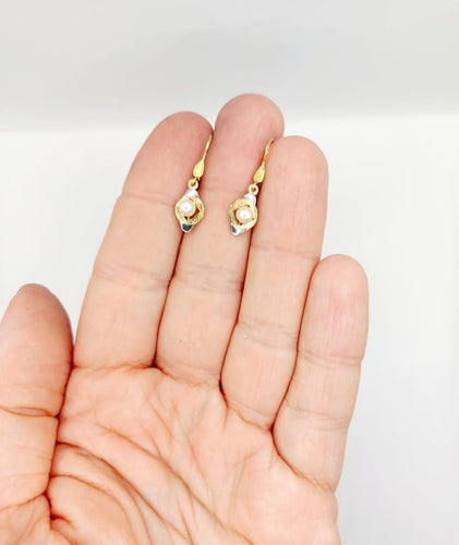 Boucles d'oreilles Art déco - Boucles d'oreilles dormeuses en or 18k et perle 58 Facettes A06796