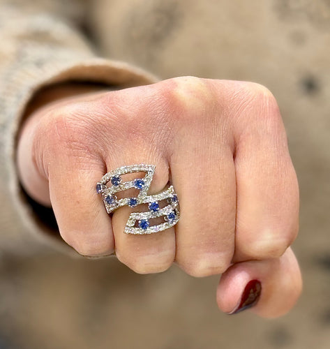 Bague 55 Bague en or blanc 18 carats avec saphirs et diamants naturels 58 Facettes 90856-AC12758