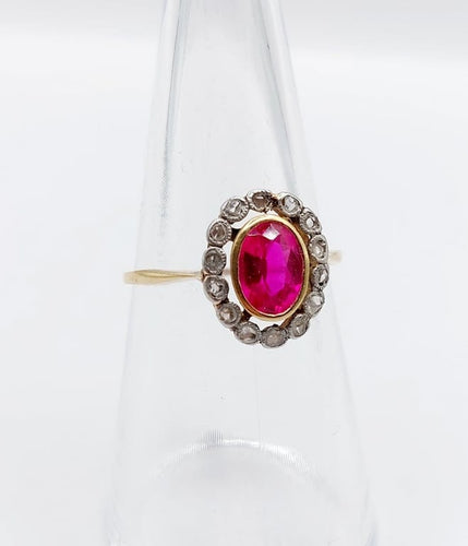 Bague 52.5 Bague pompadour ancienne en or 18k et platine, rubis synthétique et diamants 58 Facettes A06762