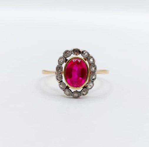 Bague 52.5 Bague pompadour ancienne en or 18k et platine, rubis synthétique et diamants 58 Facettes A06762