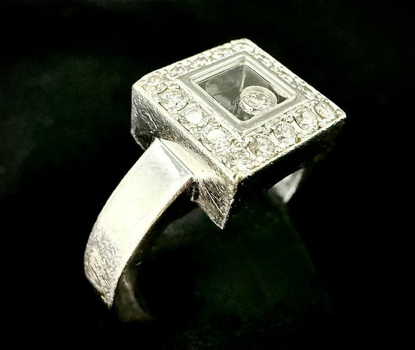 Bague 56 Chopard Happy Diamonds - Bague en or blanc 18 carats et diamants 58 Facettes Bague 66