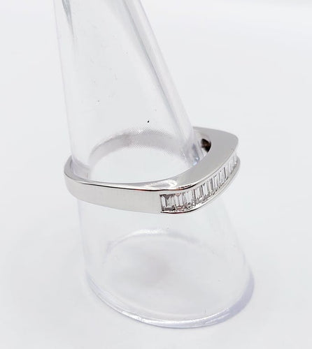 Bague 57 Demi-alliance vintage - Bague en or blanc 18k et diamants baguette 58 Facettes A06716