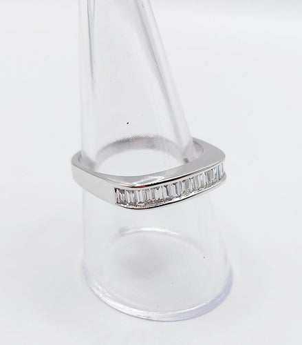 Bague 57 Demi-alliance vintage - Bague en or blanc 18k et diamants baguette 58 Facettes A06716