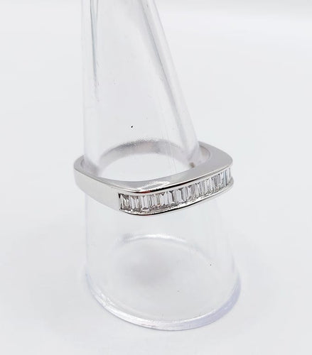 Bague 57 Demi-alliance vintage - Bague en or blanc 18k et diamants baguette 58 Facettes A06716