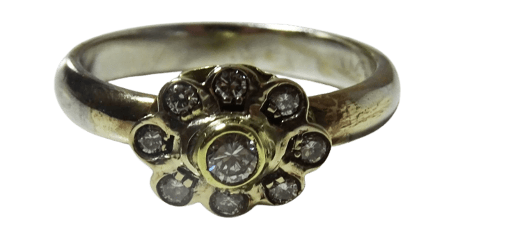 Bague 50 Bague vintage en or jaune et or blanc 18 carats à diamants 58 Facettes ring37