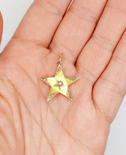 Pendentif Pendentif étoile antique en or 18k et perles (circa 1900) 58 Facettes A06723