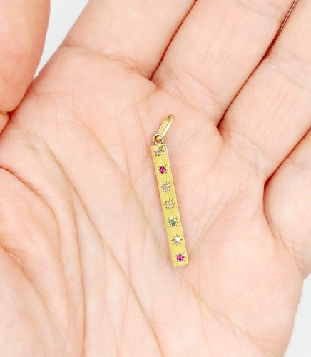 Pendentif Pendentif ancien en or 18k avec diamants taille rose, émeraude et rubis 58 Facettes A06684