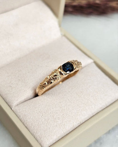 Bague 54 Bague jonc en or jaune 18 carats au saphir ovale 58 Facettes 731